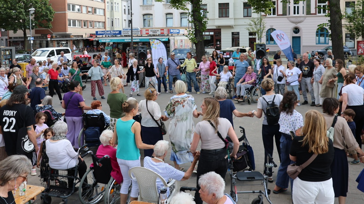 Tanz auf dem Nikolausplatz