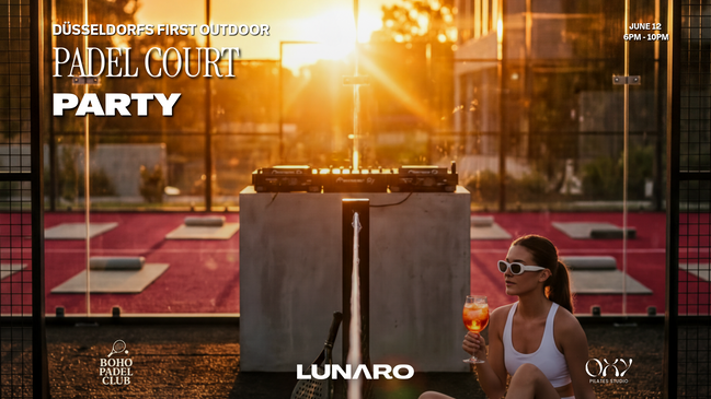 Outdoor Padel Court Party