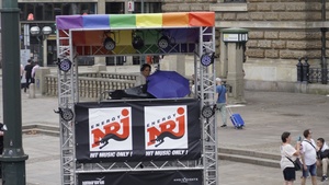 ENERGY goes CSD: ALPAKABUDDY meets 90s/00s