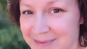 Katrin Faludi liest aus "Das Haus am Ende der Welt"