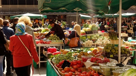 Wochenmarkt Schaperplatz (Kleefeld)