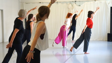 Contemporary Wednesday (Beginner/Intermediate)
