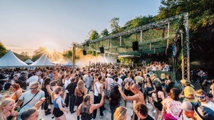 Wasser mit Geschmack - Music & Art Festival 2025