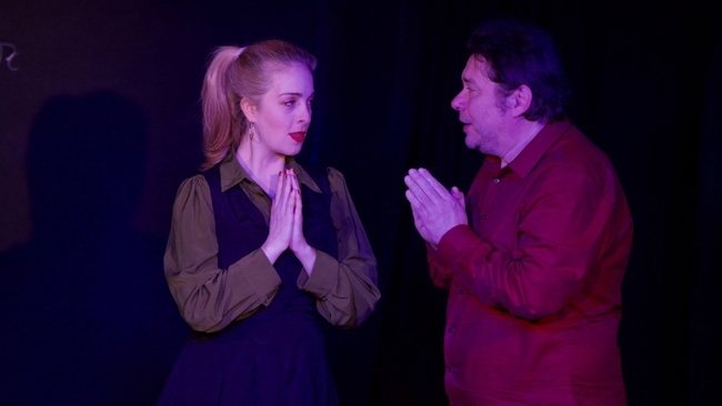 Die Gorillas - Die Pediküre: Keine Oper von Wagner