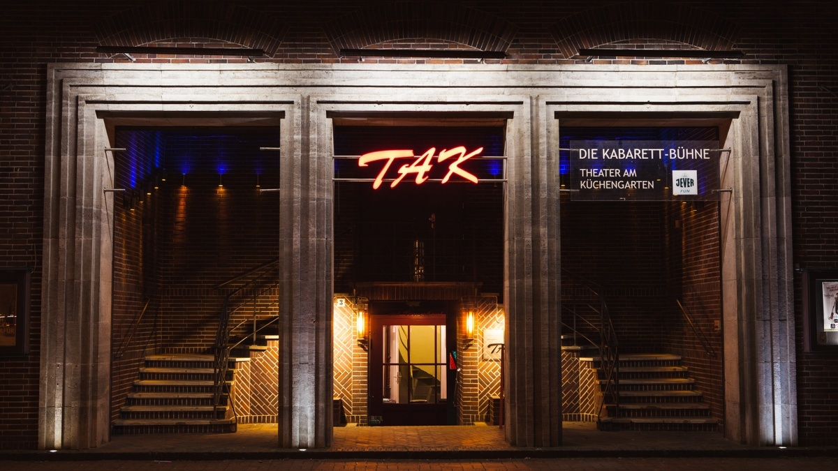 Candid Comedy - Unscripted