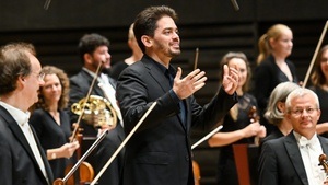 Vereinte Orchesterweltspitze: Israel Philharmonic Orchestra − Münchner Philharmoniker − Shani