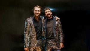 NICO GOMEZ | LOVESTREAM LIVE | Glitzerneon