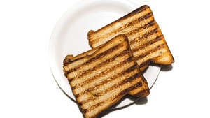 Drink und Toast bei Yolo Toast