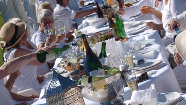 11. Dîner en blanc