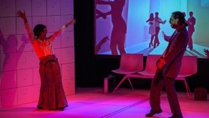 Dali Moustache - Antrag auf Aufenthalt