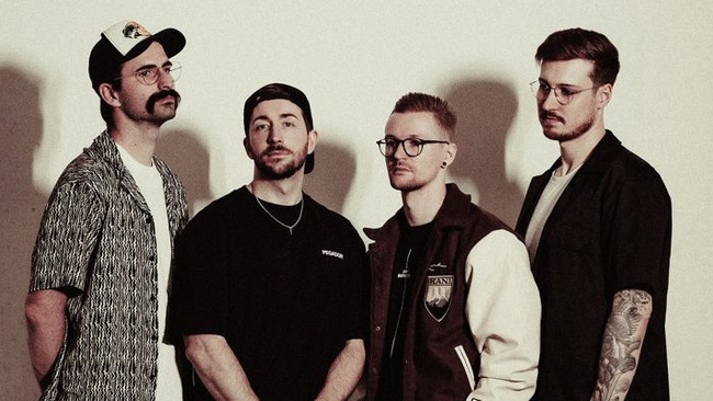 Elwood Stray und Our Mirage - "Descending into Facture"-Co-Headline-Tour 2026