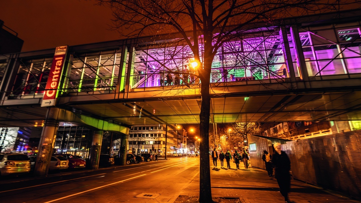 Stadt:Kollektiv im Central — D’haus