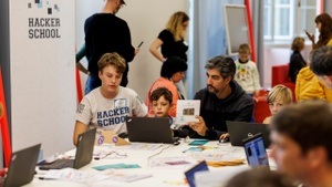 Buch Dash. Geschichten, die zählen – gemeinsam erschaffen!