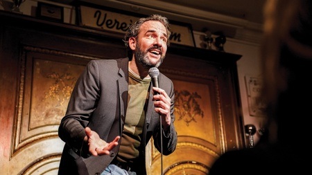 Philipp Scharrenberg // Wahr aber falsch