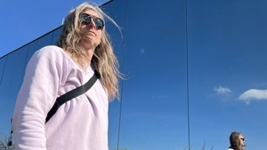 AXS - Modus Pitch, Agnesse Menguzatto, Szary (Modeselektor/Moderat), Krsn