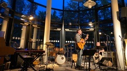 Glashaus der Gemeinde am Döhrener Turm