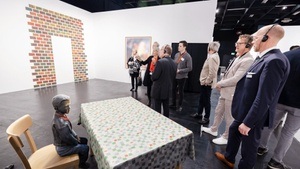 English ARTtours – Guided Tours at ART COLOGNE 2025