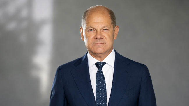 Olaf Scholz "25 Jahre NINE ELEVEN: Attentat auf die Twin Towers in New York – Weltpolitik in Hamburg" x Harbour Front Literaturfestival Hamburg