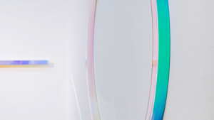 Zwischen Licht und Illusion – Die Magie dichroitischen Glases in Kunst und Architektur. Gespräch mit anschließendem Apéro