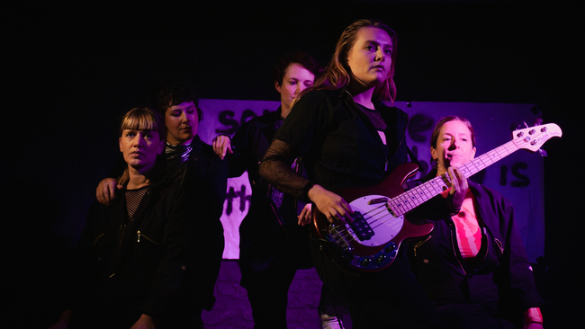 Ich bin ja keine Menschenfeind*in, aber ...