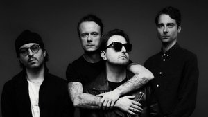 Stapelcore mit RITUAL, GIVER & DOGS OUT