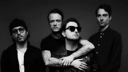 Stapelcore mit RITUAL, GIVER & DOGS OUT