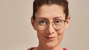 LesArt.Festival: Jana Crämer - Manchmal muss man sitzen, um den Hintern hochzukriegen