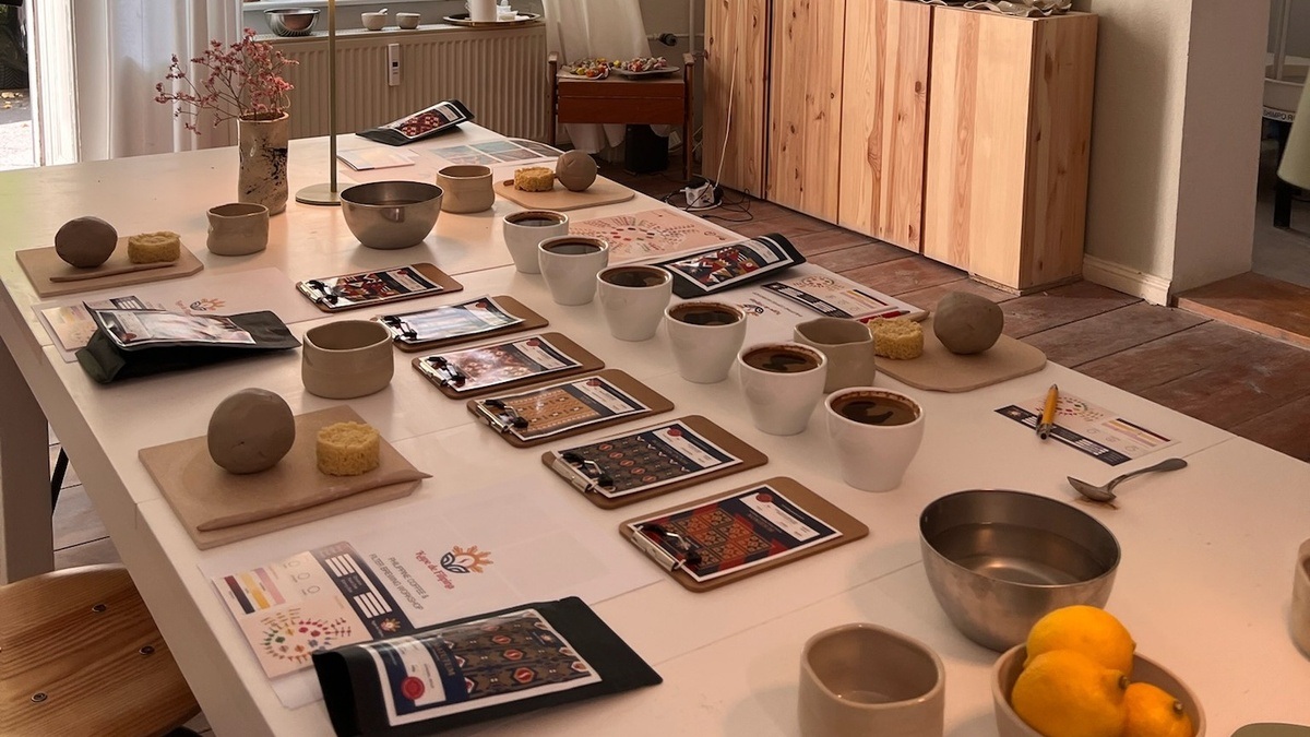 philippines coffee tasting & pottery