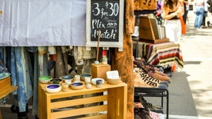 Sonntagsflohmarkt – Kunst, Mode, Accessoires