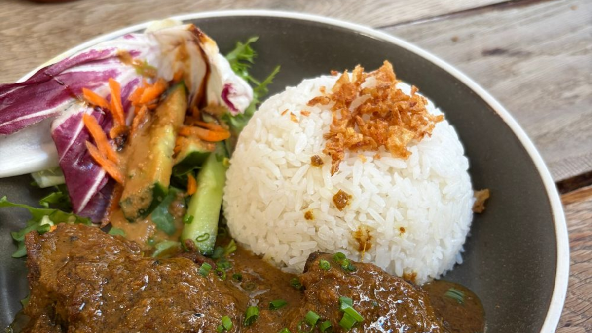 Nasi Padang: An Indonesian Banquet