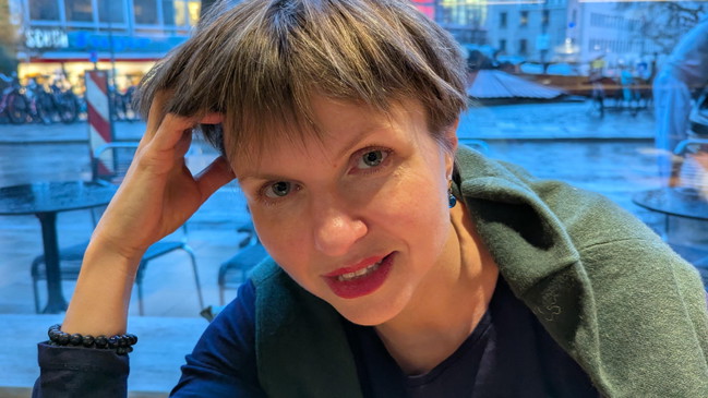 ELK-Festival / Das Elefantenskelett im Schrank mit Sasha Lavrenchuk und Karin Fellner