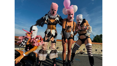 ★ FEMINIST CIRCUS & PHYSICAL THEATER ★ "All Clowns Are Beings"