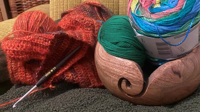 HÄKEL- UND STRICK-TREFF