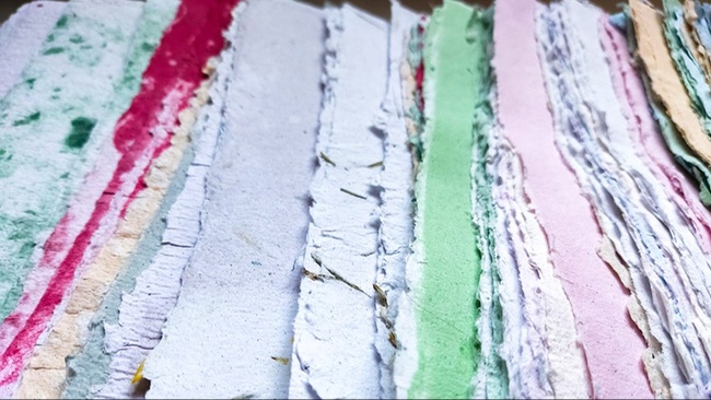 Kreatives Papierschöpfen