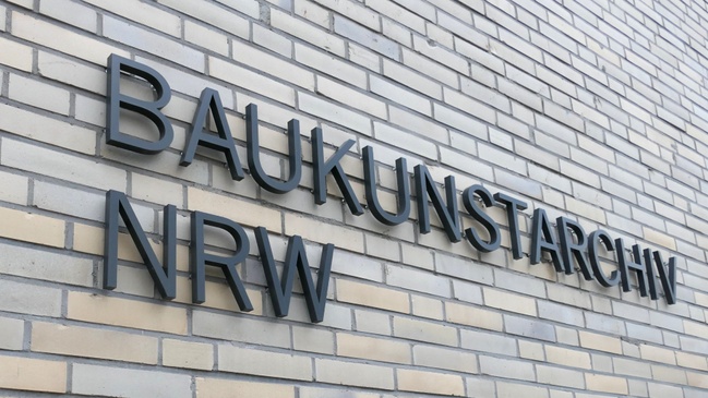 Zur Zukunft der Kirchenbauten (Juli)