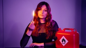 Lara Ermer - Leicht entflammbar