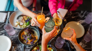 Social Dinner – Try New Food, Make New Friends 🤗😋
