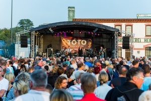 Bremerhavener Musiksommer 2024 / inToTos - A Tribute to TOTO