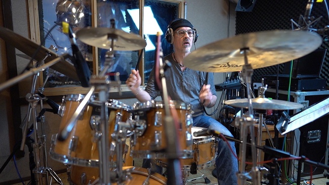 Jazzforum: Benny Mokroß - Aus dem Leben eines Drummers