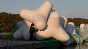 Kunsthalle unterwegs: Beneath the Surface, Beyond the Trees