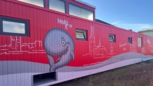 Besichtigung im Mobi - mobiles Schwimmbad