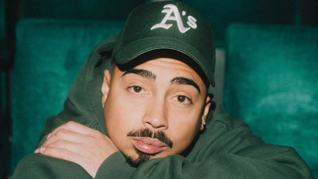 Tony Bauer | "Fallschirmspringer"