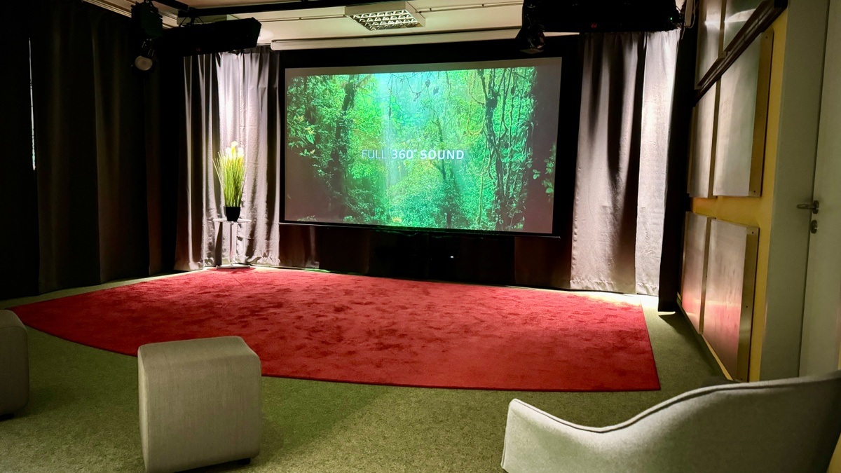 Prismeo Theater