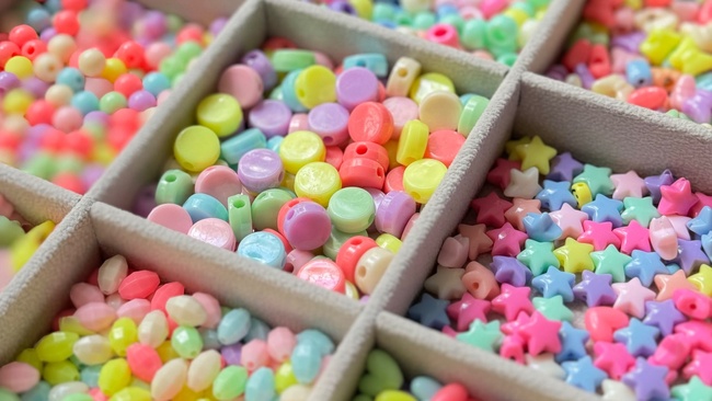 Familienkurs Bunte Armbänder