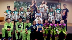 Kindermusical in St. Stephan „Die Außerirdischen sind los!“ –Besuch auf der Edre