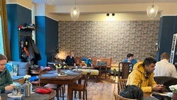 Second Hand & Cafe Gold