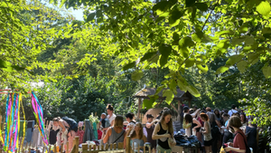 Kleidertauschparty im Stadtgarten Connewitz