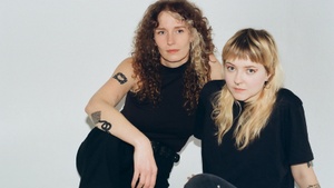 *** neues Datum  *** Live: Cava (female GaragePunkRock Duo aus Berlin) + Support: Pizza 3 Euro