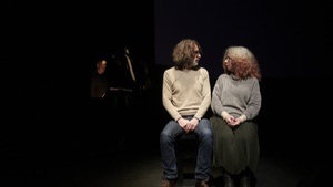 Artist Talk zu 'Four Walls and a Roof'