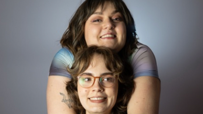 Teresa Reichl und Lena Krebs - Lesen ist schwul - Podcast - Cologne Comedy Festival